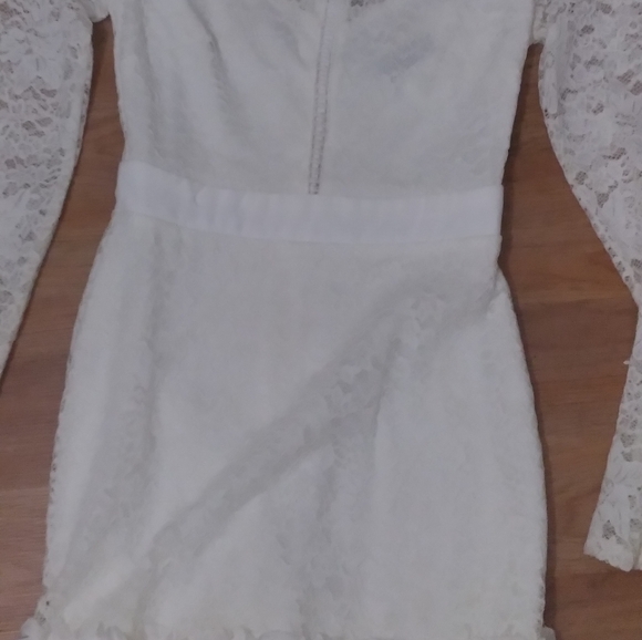 Bodycon dress white turtle neck - Picture 2 of 3